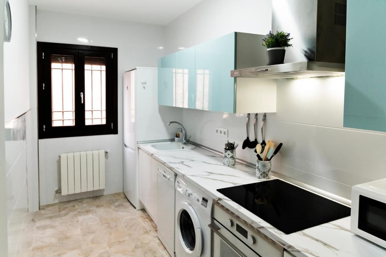 La Puerta Del Salvador Apartamento Casco Historico Cuenca  Eksteriør billede