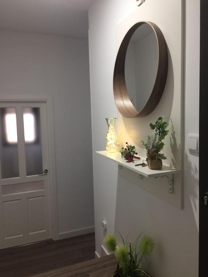 La Puerta Del Salvador Apartamento Casco Historico Cuenca  Eksteriør billede